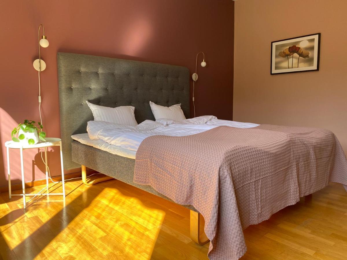 Pa Hoernet Hotell カールスクルーナ エクステリア 写真